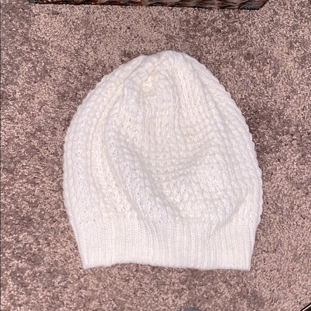 White slouchy beanie